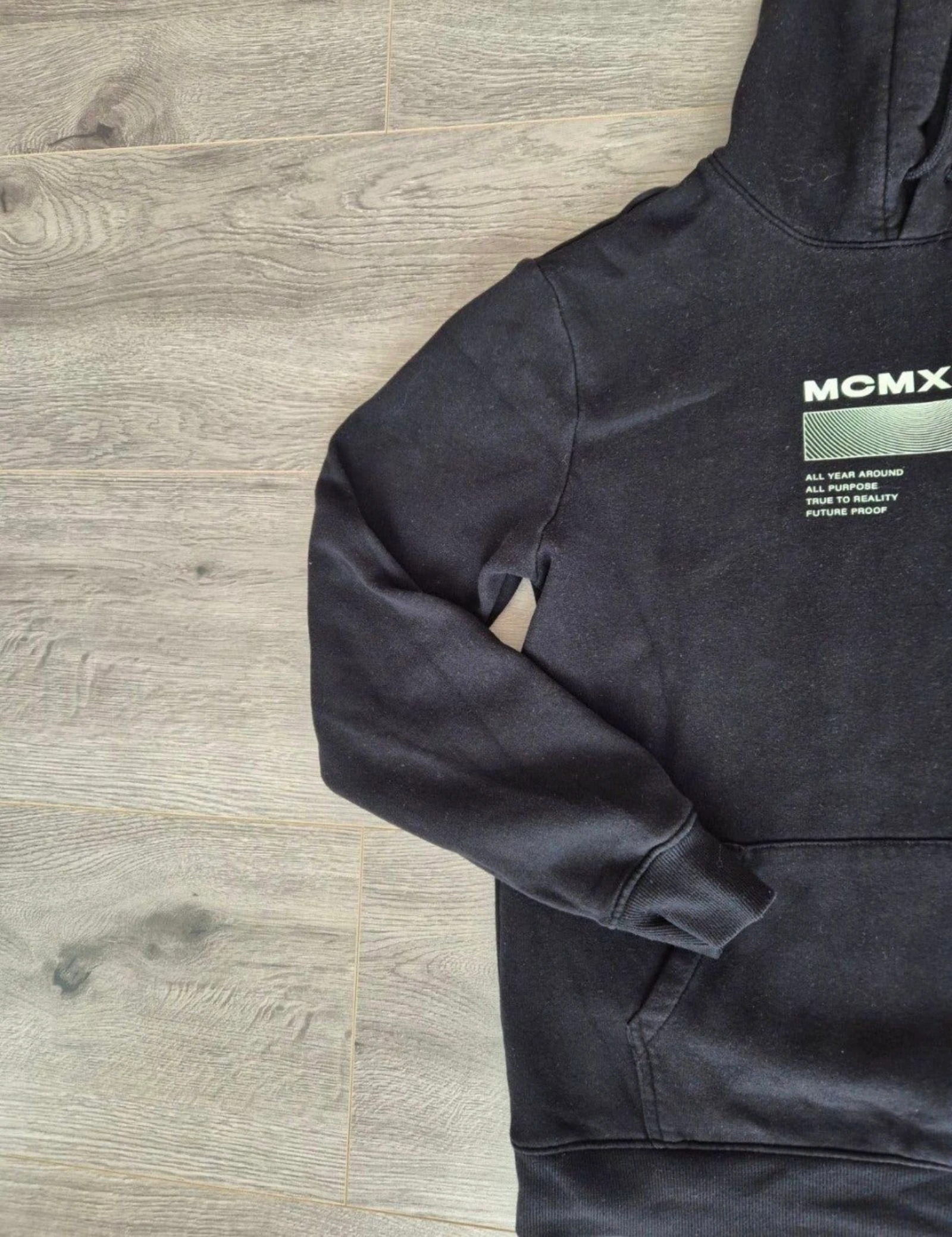 H&M Sweat-shirt / Pull noir avec imprimé MCMXLVII - Taille M (Regular Fit) – photo 3